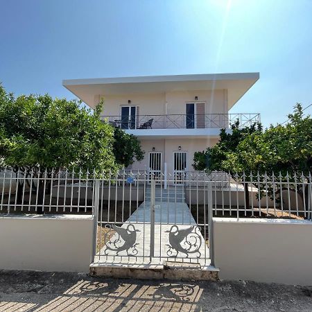 Koulouras Holiday Apartments Nikolaiika Exterior photo